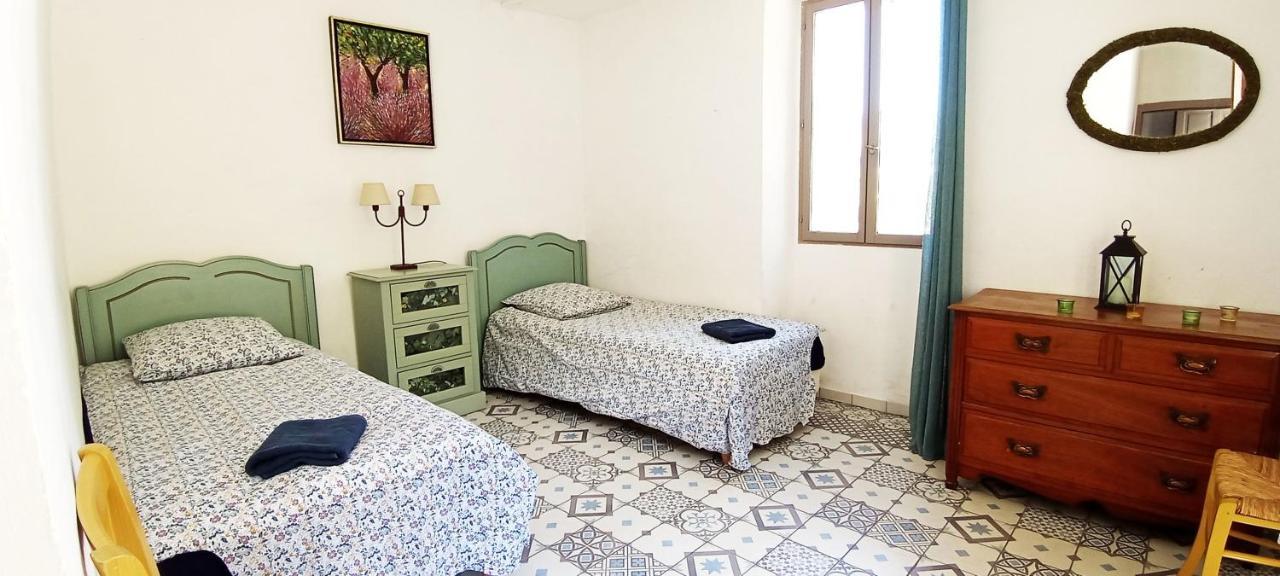 Le Mas Des Fontettes, Gite 14 Personnes, Piscine Chauffee, Propriete 5Ha, Barbecue Sahune المظهر الخارجي الصورة