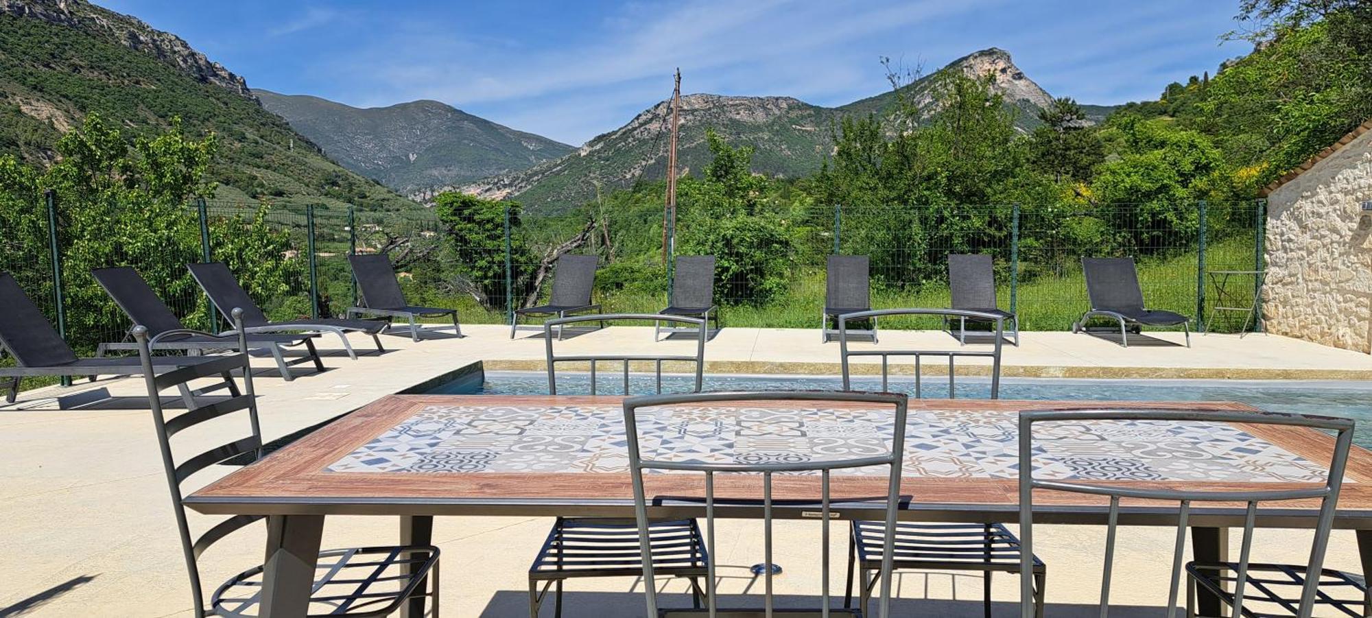Le Mas Des Fontettes, Gite 14 Personnes, Piscine Chauffee, Propriete 5Ha, Barbecue Sahune المظهر الخارجي الصورة